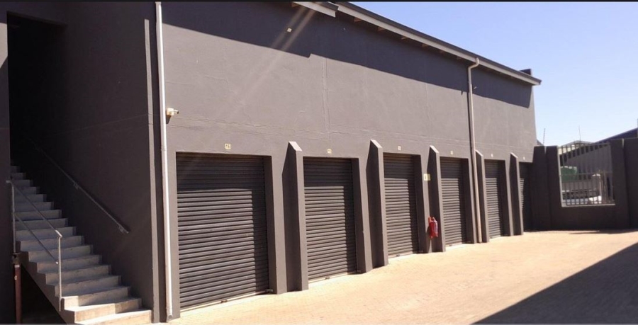 Commercial Property for Sale in Broadlands Western Cape